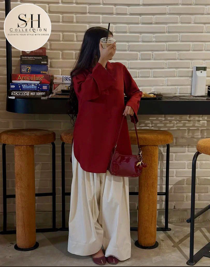 Round Style Kurti with Back Fitted Dori & Platted White Farshi Shalwar