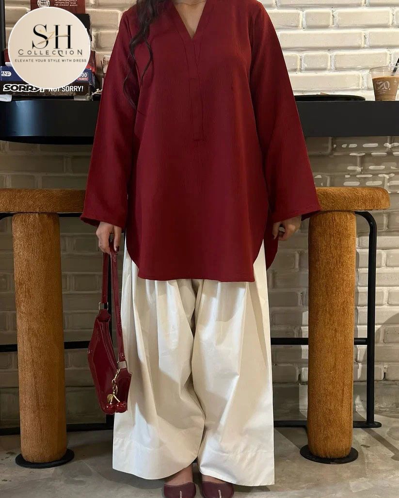 Round Style Kurti with Back Fitted Dori & Platted White Farshi Shalwar